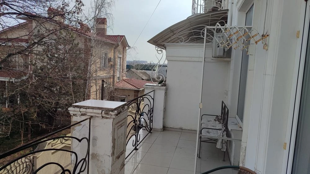 Продам элитную квартиру район 16-й Фонтана.