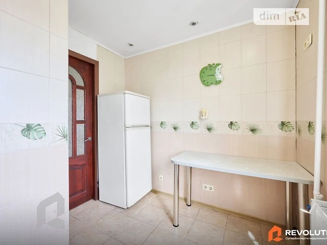 Sale of 1-room apartment 26.47 sq. m on Mykoly Bazhana Ave. 5V •