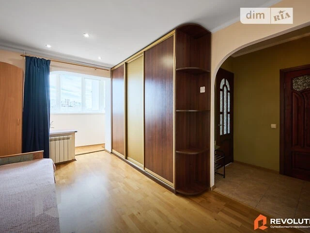 Sale of 1-room apartment 26.47 sq. m on Mykoly Bazhana Ave. 5V •