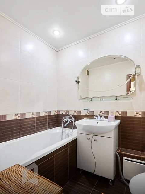 Sale of 1-room apartment 26.47 sq. m on Mykoly Bazhana Ave. 5V •