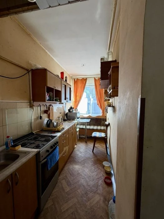 Продаж 3 км квартира Ближнє Замостя район Зоря