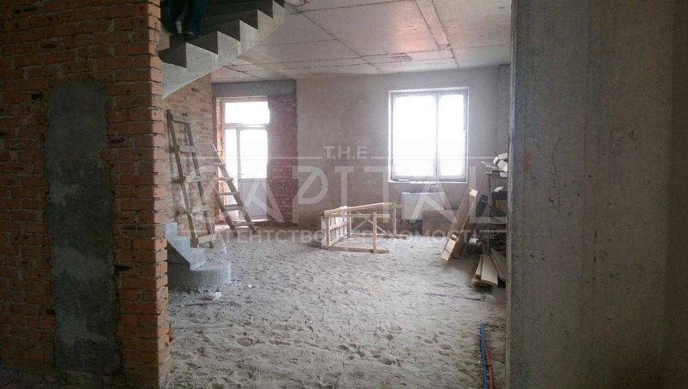 Urgent Sale Penthouse Bereznyaki Lake Telbin