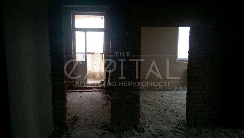 Urgent Sale Penthouse Bereznyaki Lake Telbin