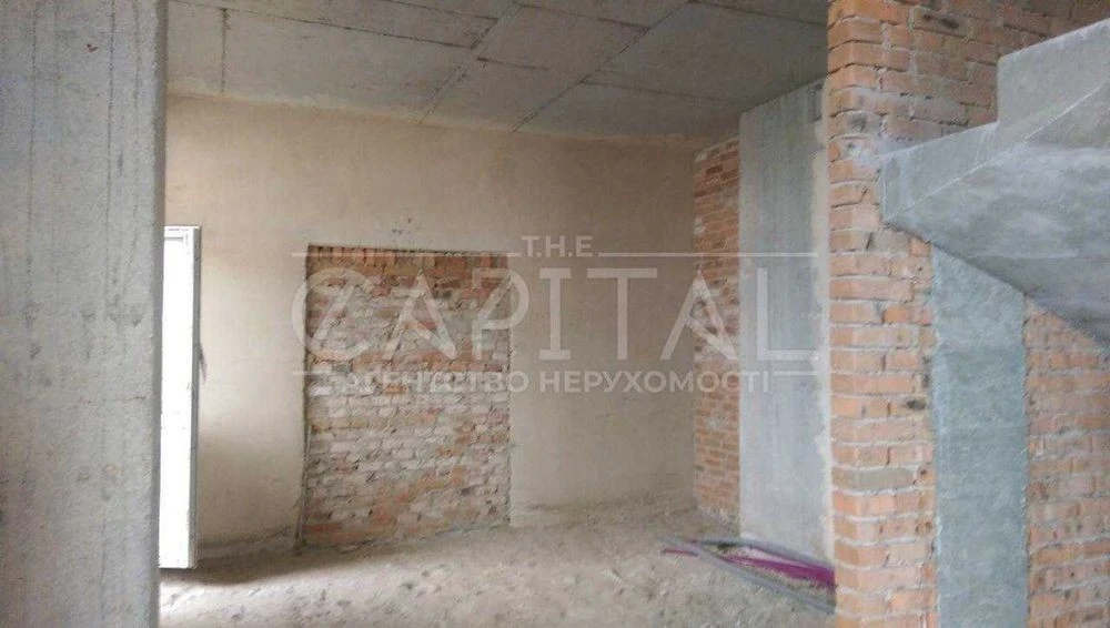 Urgent Sale Penthouse Bereznyaki Lake Telbin