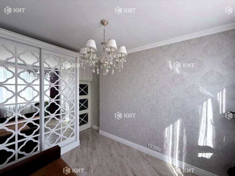 Apartment. Kharkiv, Novooleksandrivska St., (Building 2)