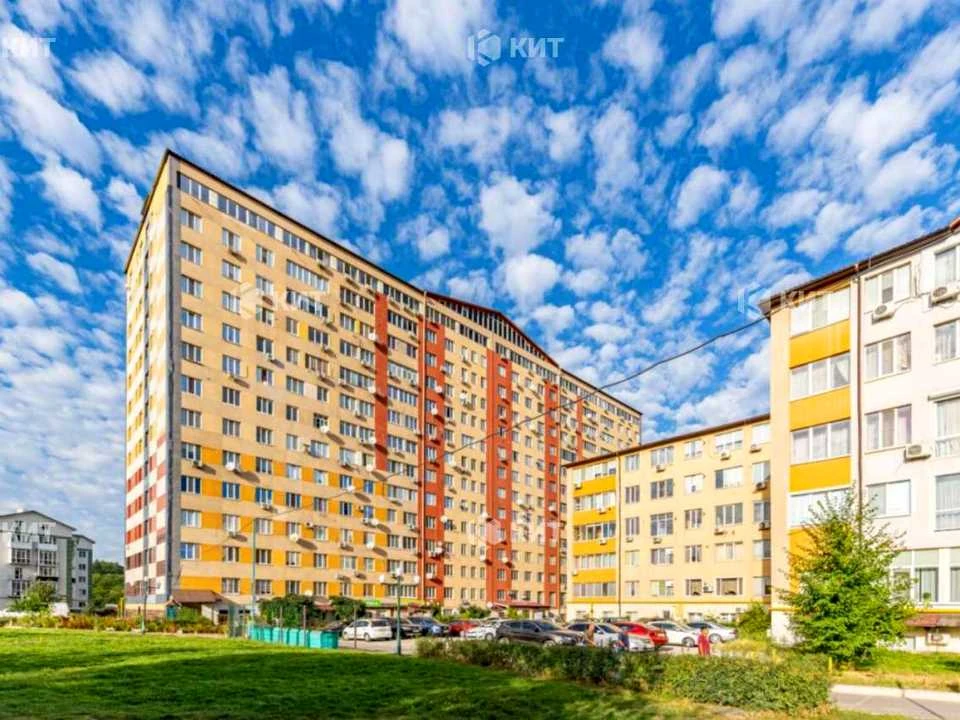 Apartment. Kharkiv, Novooleksandrivska St., (Building 2)