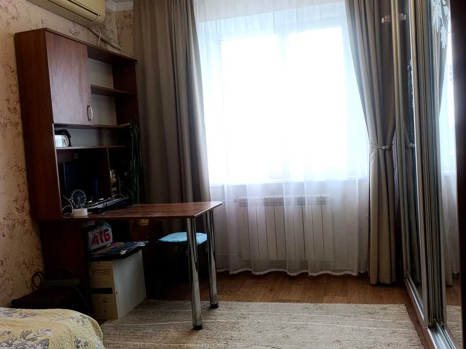 Квартира. Днепр, Большая Деевская ул. (Братьев Трофимовых)