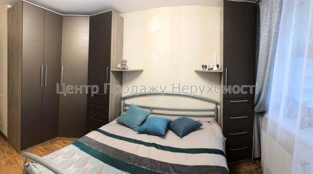 Продажа: 4-комнатная квартира в Киеве
