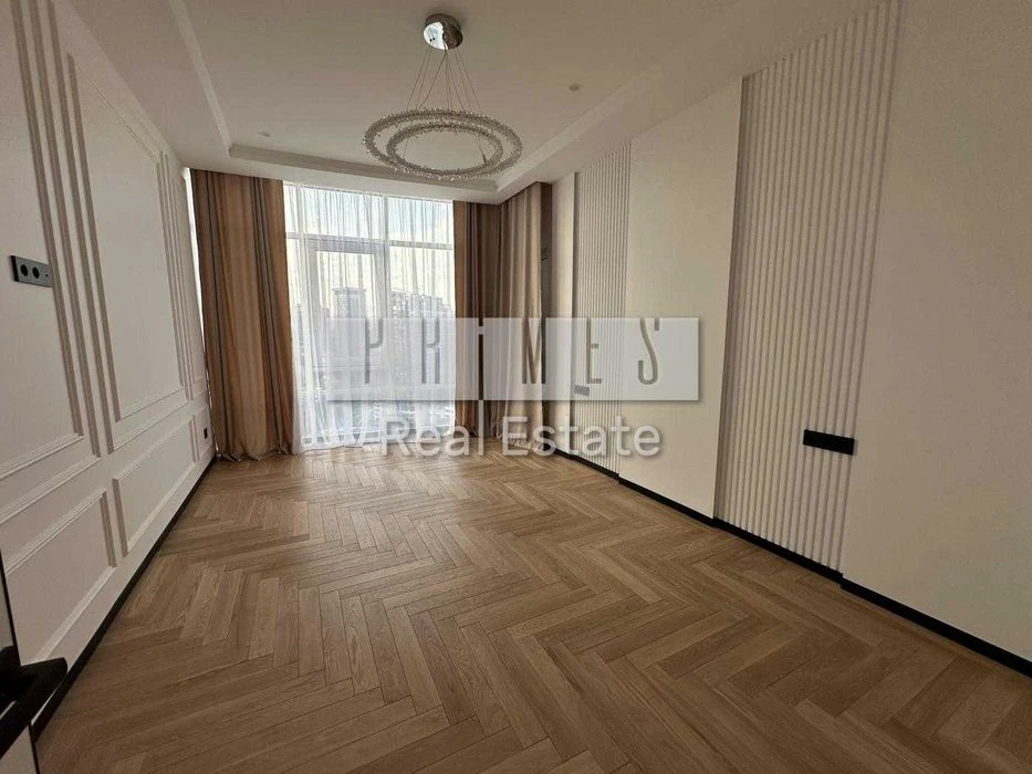Продаж 3-кімнатної квартири 100 м² ЖК Бульвар Фонтанів, Пече