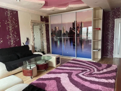 From the Owner. For sale 3-room apartment 75.3 sq.m. Zaporizhzhia st. V