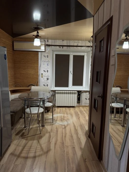 From the Owner. For sale 3-room apartment 75.3 sq.m. Zaporizhzhia st. V