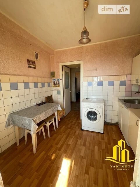 Продаж 2к квартири 55.5 кв. м на вул. Горіхуватський шлях 11