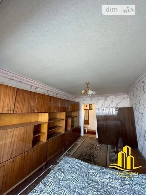 Продаж 2к квартири 55.5 кв. м на вул. Горіхуватський шлях 11