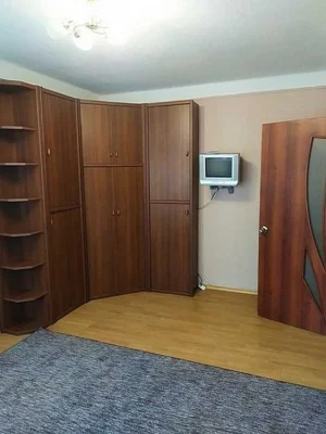 For sale 2-room apartment Vyshgorodskyi massif Priorka st. Mukachevsk
