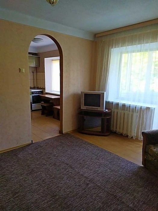 For sale 2-room apartment Vyshgorodskyi massif Priorka st. Mukachevsk