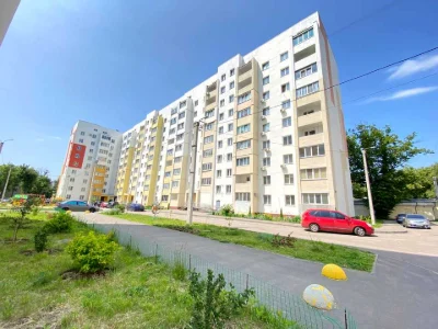Apartment. Kharkiv, Myru St.