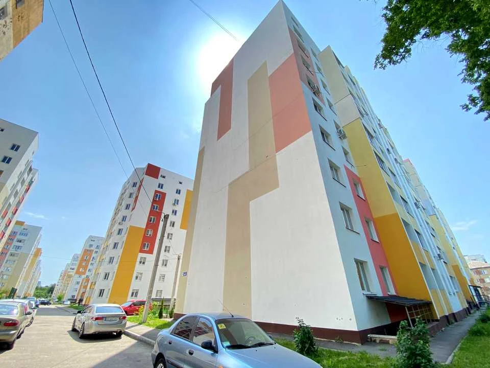 Apartment. Kharkiv, Myru St.