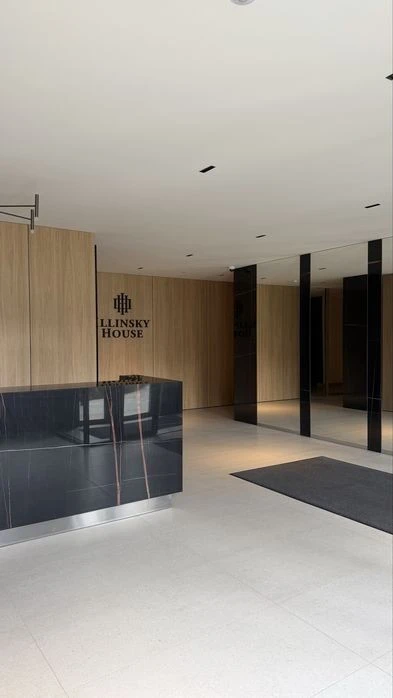 Sale of a new three-room apartment in a modern residential complex in Podol