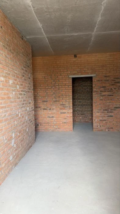 Sale of a new three-room apartment in a modern residential complex in Podol