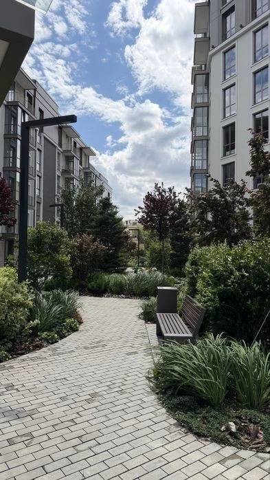 Sale of a new three-room apartment in a modern residential complex in Podol
