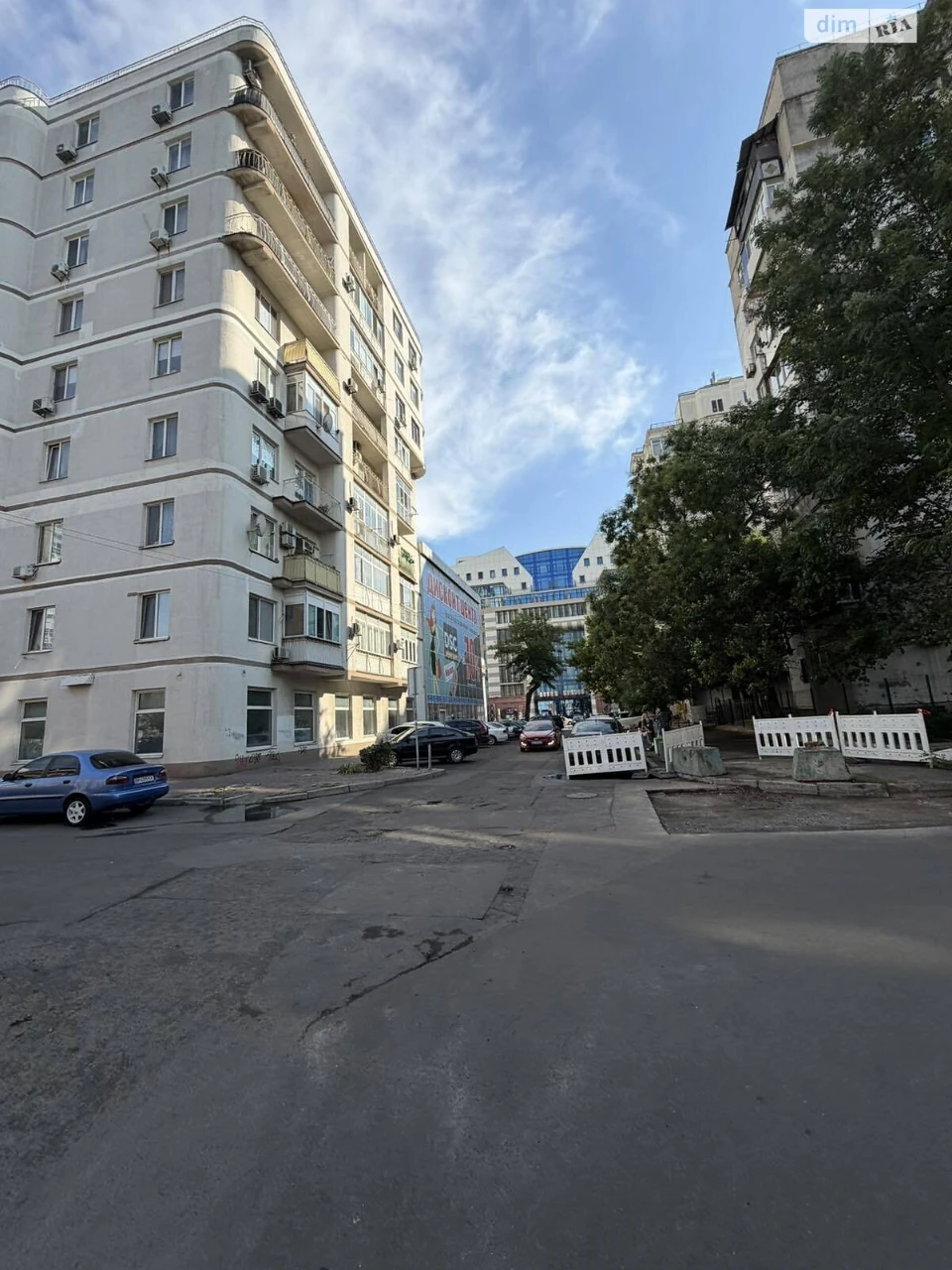 Продажа квартир Приморский.