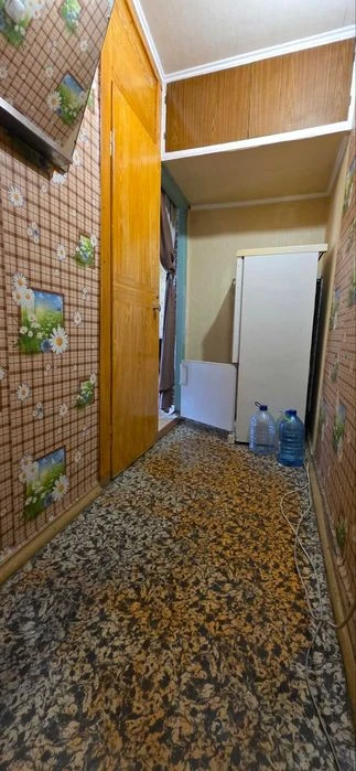 I will sell a 1-room apartment on Kadenyuka (Tankopia) Street, 32 in