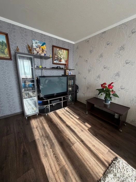 Продам 2к квартиру проспект Науки (район ТЦ Дафы)