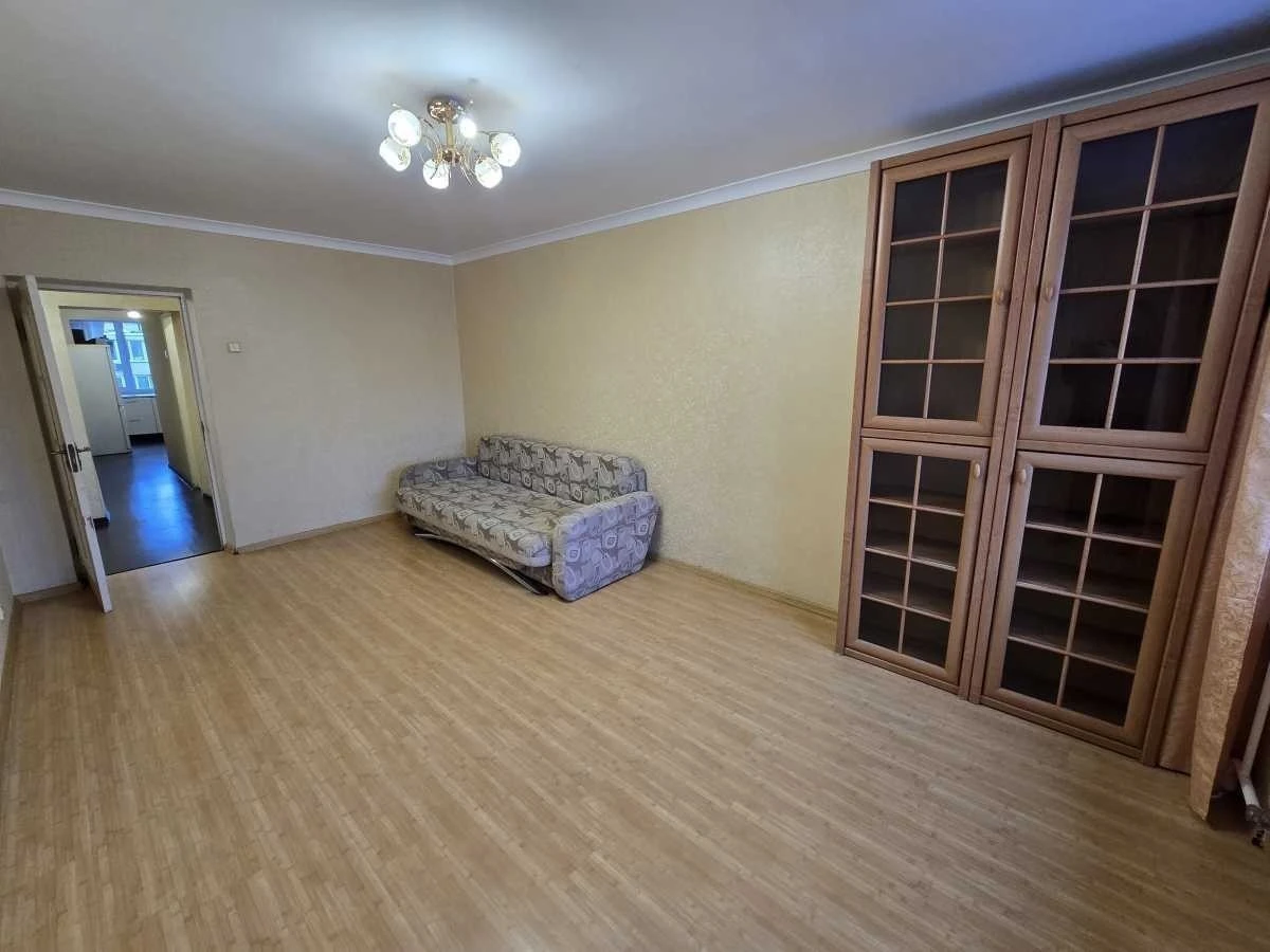 2-room apartment for sale 64.4 m², Druzhby Narodiv Blvd., 10
