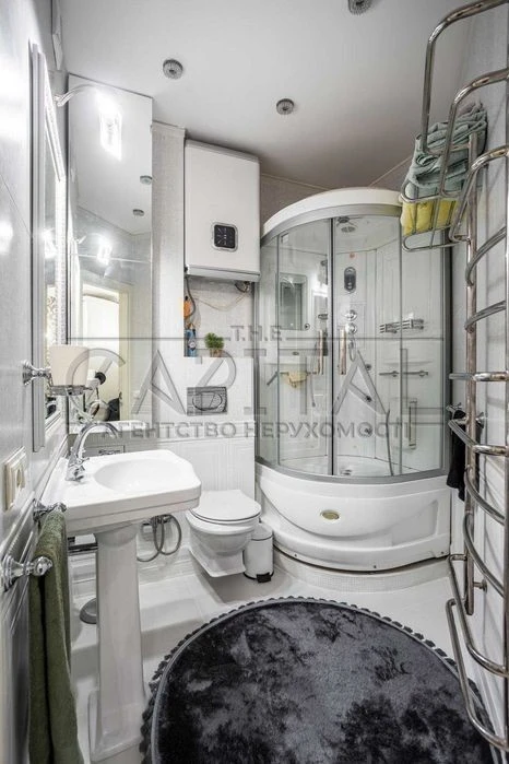 Apartment for sale, residential complex Molodezhny quarter, ul. Hmyry Borysa, D