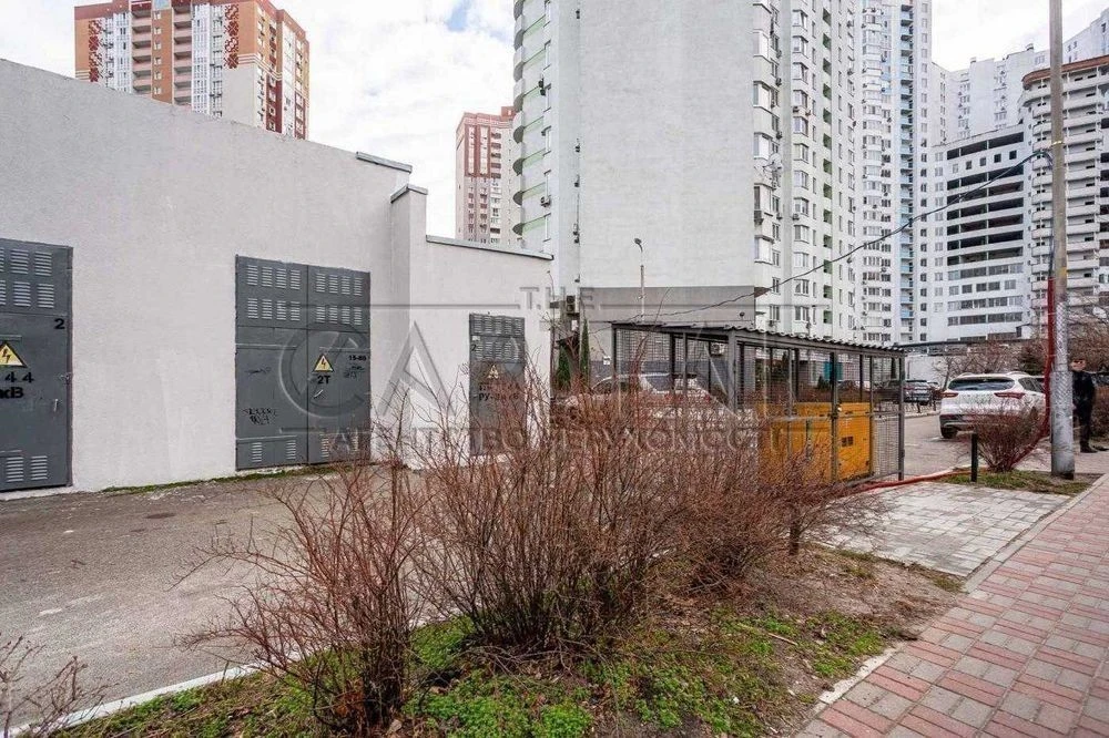 Apartment for sale, residential complex Molodezhny quarter, ul. Hmyry Borysa, D