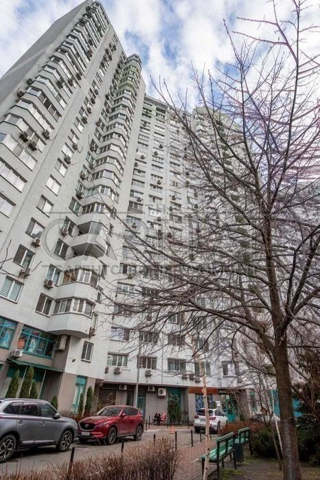 Apartment for sale, residential complex Molodezhny quarter, ul. Hmyry Borysa, D
