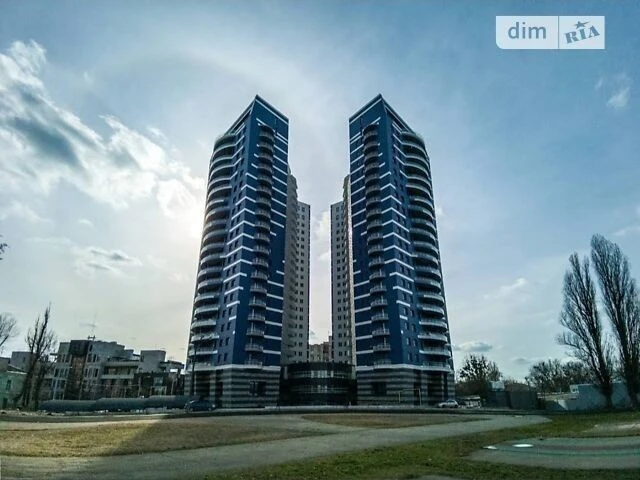 For sale 2-room apartment 73 sq. m. on Laboratornyi 7 • ID 346
