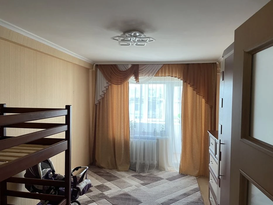 2х ком. кв. ул.Европейская, Коммунарский р-н, своя