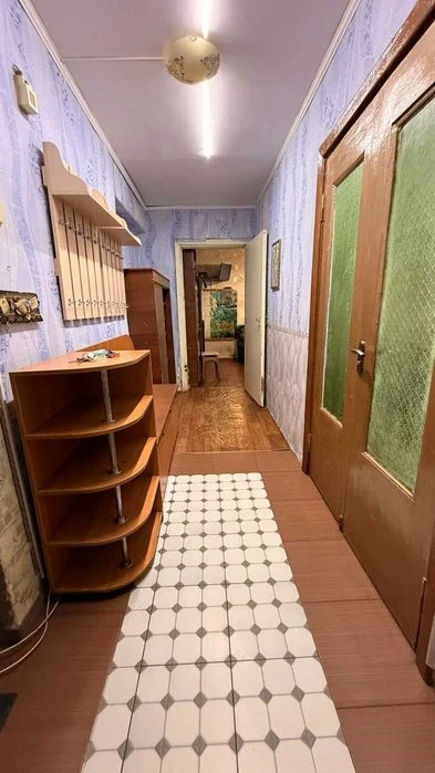 Продаж 2-кімнатної квартири в районі площі 700-річчя/ Депо-ц
