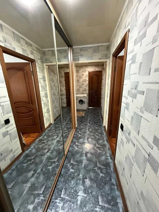 Продам 3-кімнатну квартиру Малий ринок