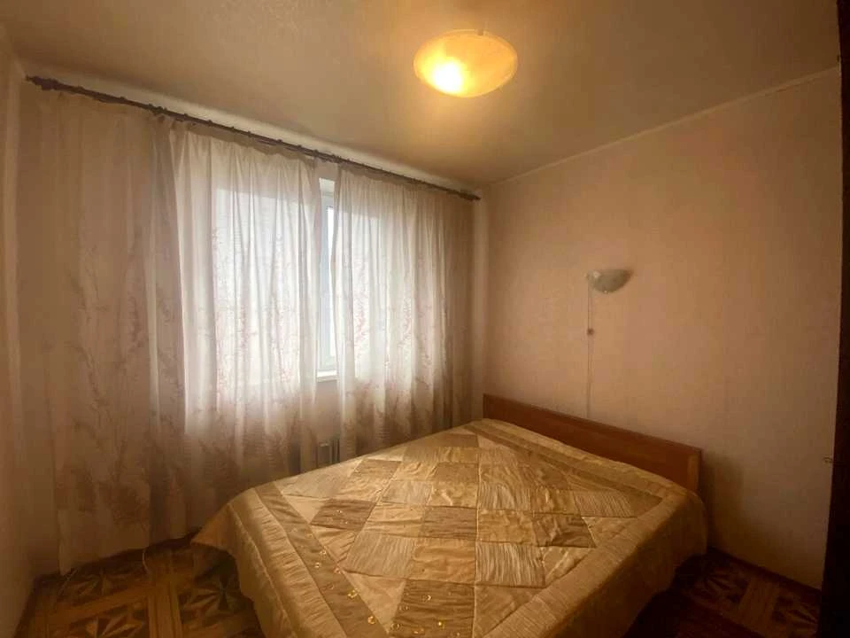 Apartment. Kharkiv, Ludviga Svobody Ave.
