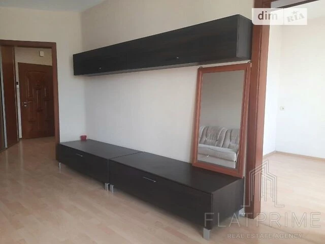 Sale of 1-room apartment 56.6 sq. m. on Smilyanska Street 10/31 • ID