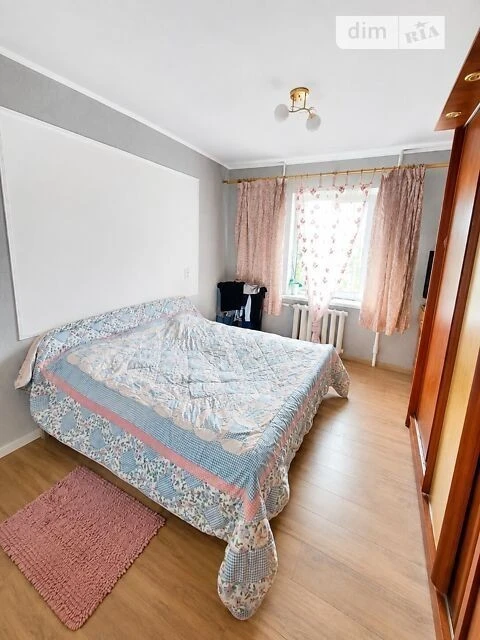 Sale of 3-room apartment 74 sq. m on Chervonoi Kalyna Ave. 46 • I
