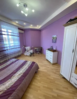 For sale 2-room apartment 57 sq. m. Kholona Gora SM