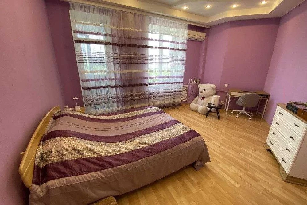 For sale 2-room apartment 57 sq. m. Kholona Gora SM