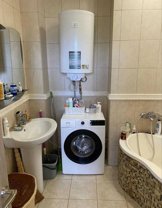 For sale 2-room apartment 57 sq. m. Kholona Gora SM