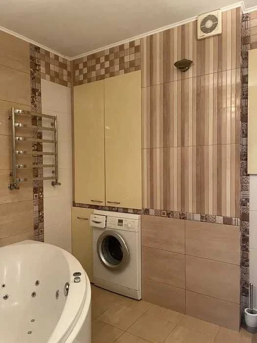 Продам 3-х к. кв. Проспект Гагарина , 41\2 ! ЦЕНТР! Левада!