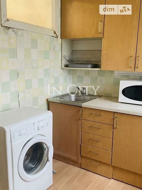 Sale of 2-room apartment 48 sq. m on Konovaltsya Yevhena street • ID 3