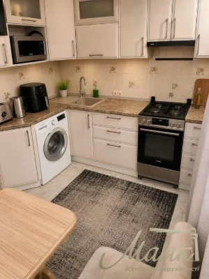 2-room apartment for sale 52.7m2, 3 Hryhoriya Kochura St., S