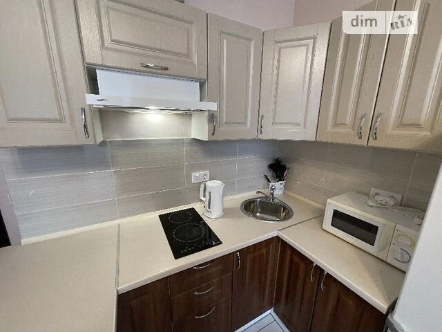 Sale of 1-room apartment 24.4 sq. m. on Petra Kalnyshevskoho St. 6