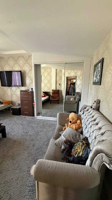 Urgent sale on Ekaterininskaya/Bunina! Center! 2 levels! AND