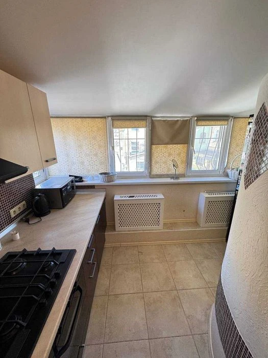 Urgent sale on Ekaterininskaya/Bunina! Center! 2 levels! AND