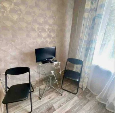 Продам  1 к. гост. 3/5, Харьковских Дивизий