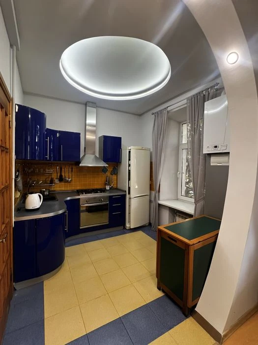 Пентхаус возле Оперного театра 210м2, $150.000
