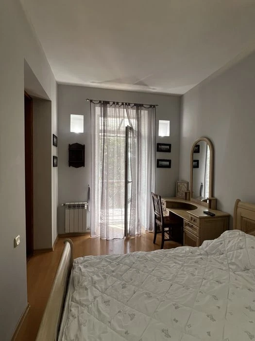 Пентхаус возле Оперного театра 210м2, $150.000